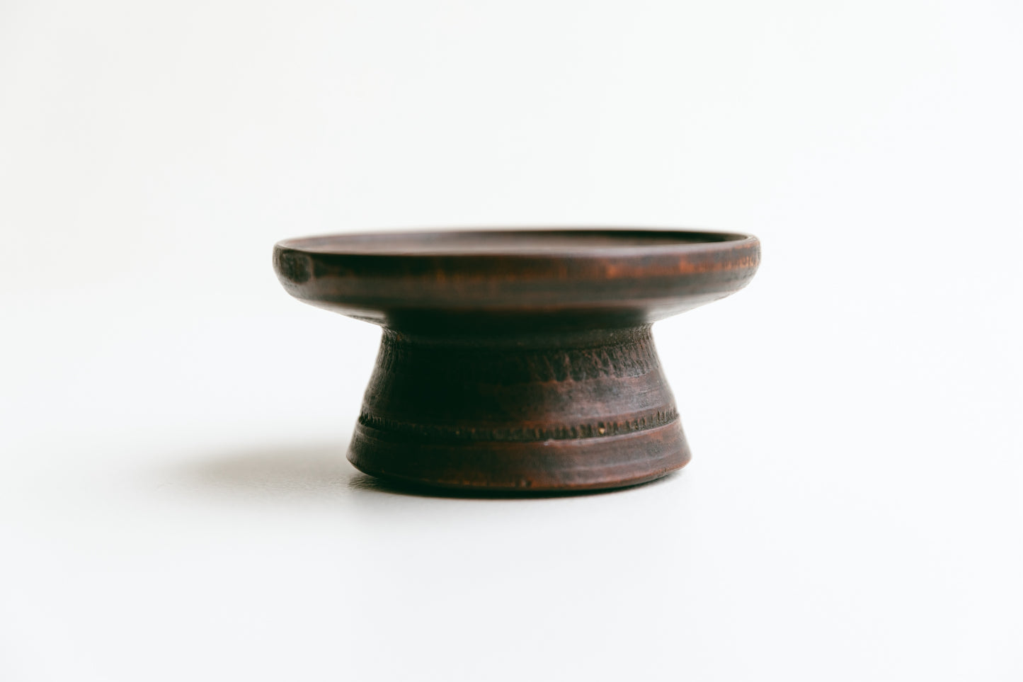 【アンティーク品】李朝時代 木製高台(小サイズ:8BV)