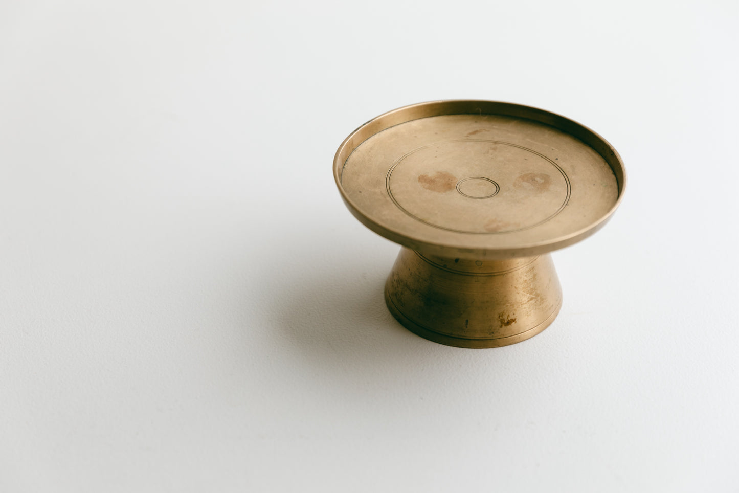 【アンティーク品】李朝時代 真鍮製高台(0RK)