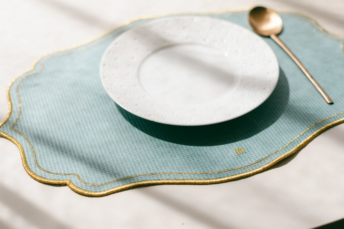 【MAISON DE ART】テーブルマット・ゴールドコレクション(ブルー)