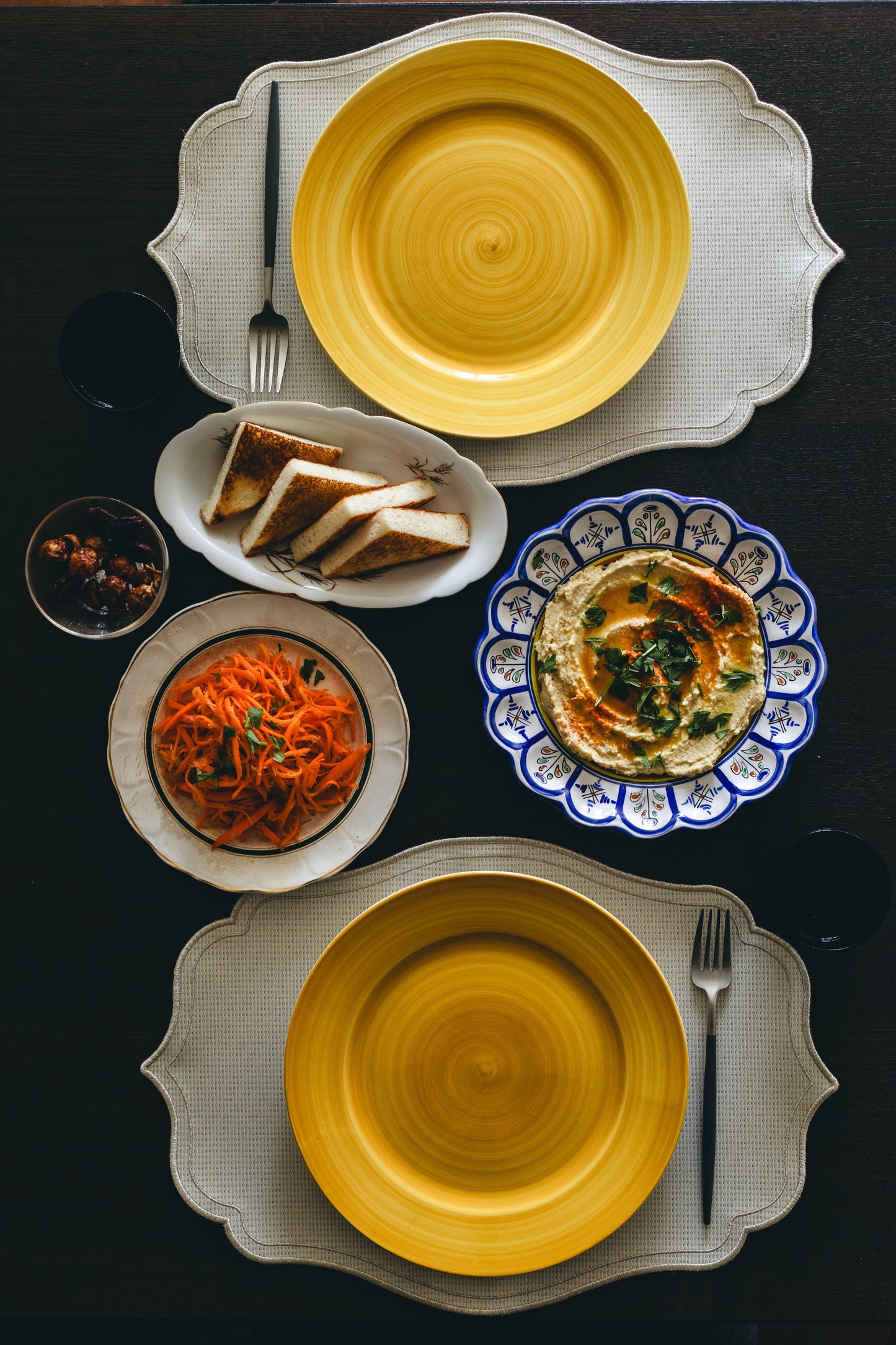 【アンティーク品】ヨーロッパ 花柄楕円皿(小)